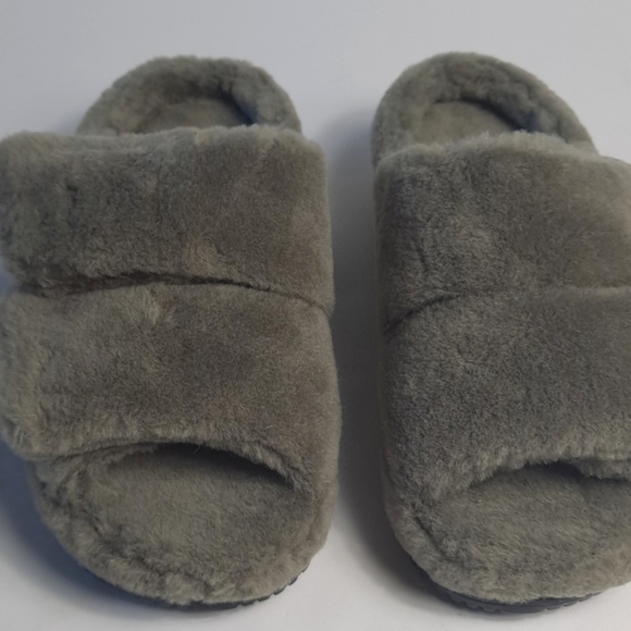 WOMEN'S UGG PLUSH SIZE 10 - Picture 5 of 16